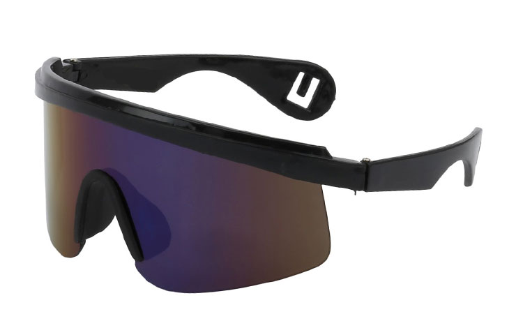 Ski solbrille i stort sort design med multifarvet spejlglas i lilla nuancer. | billige-solbrille-nyheder