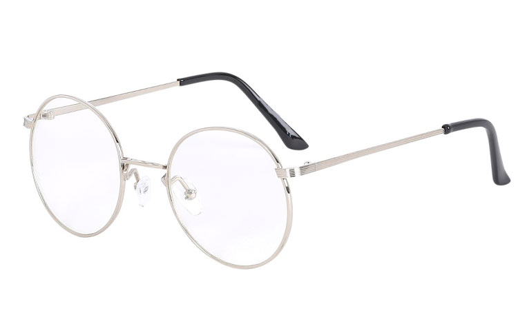 Moderne rund brille i sølvfarvet metal stel, med klare linser uden styrke. | billige-solbrille-nyheder