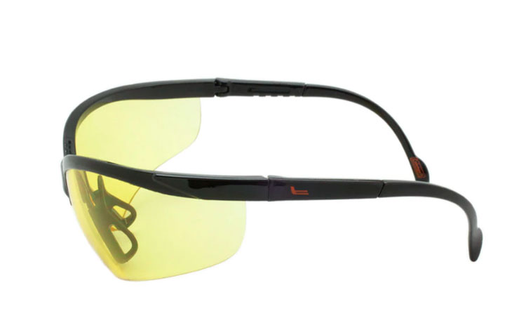 Brillen er optimal til natkørsel / sport og cykelbrille. De gule glas giver et virkelig lyst og behageligt udsyn | billige-solbrille-nyheder-3