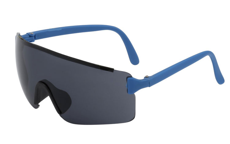 Retro skibrille. Oversize design i sort med blå stænger.  | skibriller