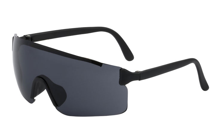 Retro skibrille. Oversize design i sort med sorte stænger.  | oversize_store_solbriller