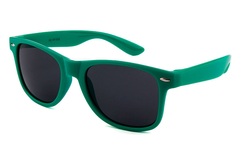Grøn wayfarer solbriller med grå-sorte glas | wayfarer_solbriller
