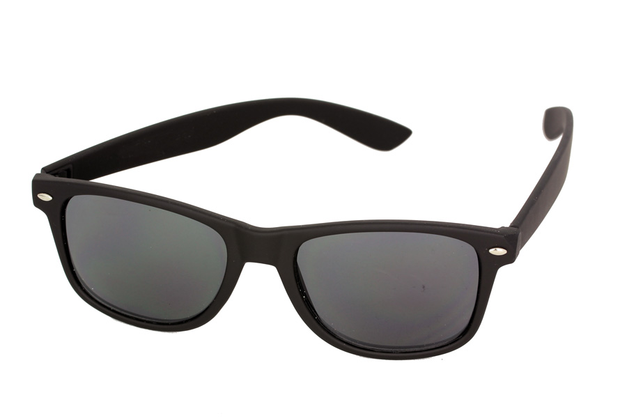 Sort wayfarer i mat stel. | 