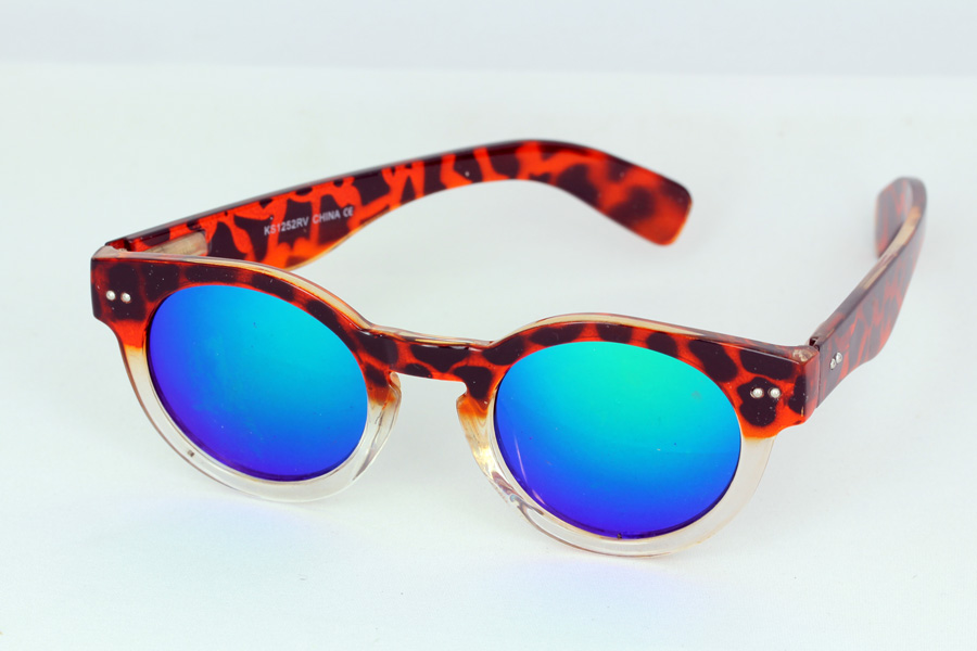 Gennemsigtig og skildpaddebrun rund solbrille med spejlglas i gule nuancer | runde_solbriller