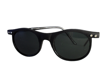 Rundlig smart solbrille i sort plast | retro_vintage_solbriller