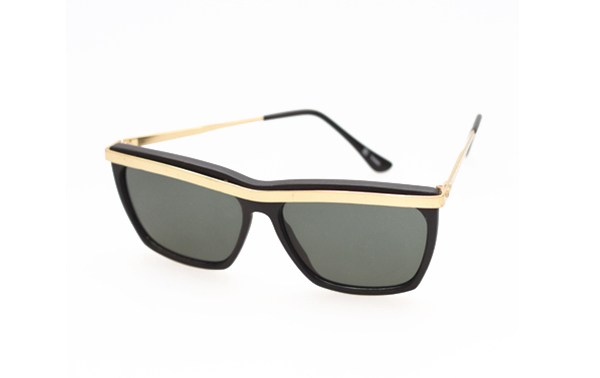 Sort solbrille med gulddetalje Ã¸verst | search