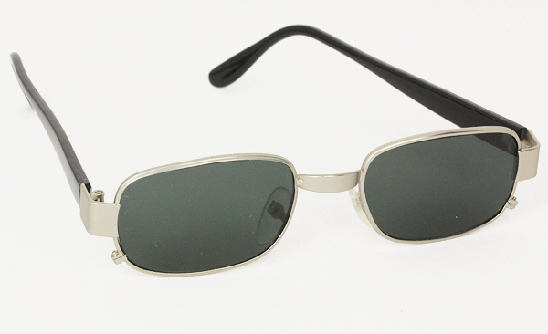 Metal solbrille i maksulint design. | firkantet-solbriller
