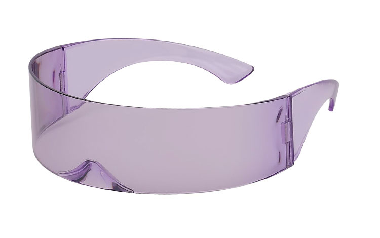 Star Trek / High Fashion solbrille i transparent lyslilla. Stilen er kendt fra Marvelous Mosell fede Retro stil. Perfekt til Sommerens festival udklædning, modeshow, opvisning eller din unikke/rå stil til weekendens fester | festival-solbriller