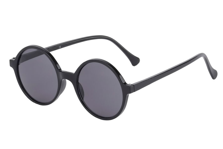 Rund sort solbrille i helt rundt og enkelt design med mørke linser. | search