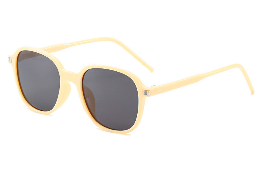 Fræk hippie solbrille i cremefaret design. Få den i 4 andre farver, kun 129 kr.  | solbriller_kvinder