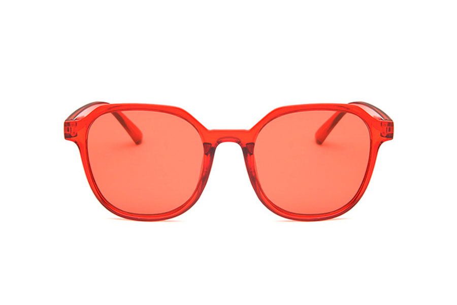 Dame solbrille i rÃ¸dt transparent stel med rÃ¸de glas, derfor er udsynet ogsÃ¥ rÃ¸dt. | runde_solbriller-2