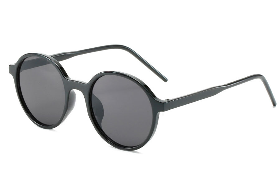 Sort rund solbrille i unisex model, kun 129 kr.  | enkelt-klassisk-design