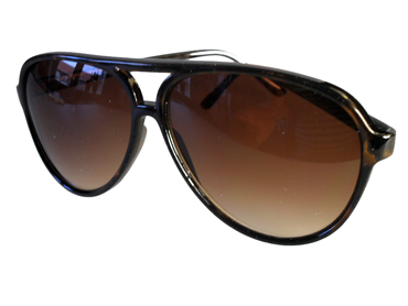 Mørkbrun tortoise solbrille i rund aviatorlook.  | millionaire_aviator_solbriller