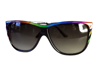 Sort cateye solbrille m/ regnbue mønster | search
