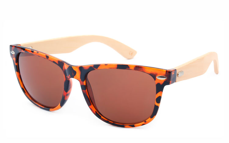 Brun wayfarer solbrille med bambus - Design nr. s3050