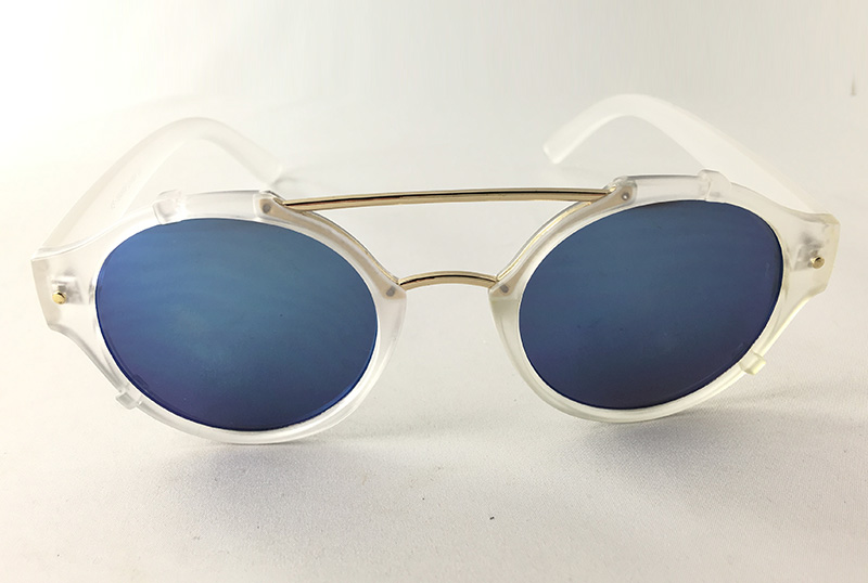 Mat gennemsigtig solbrille i rundt design med lysblå spejlglas. - Design nr. 3285
