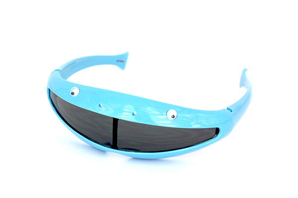 Lysblå børnesolbrille (1-3 år) i sjovt design med øjne. - Design nr. 697