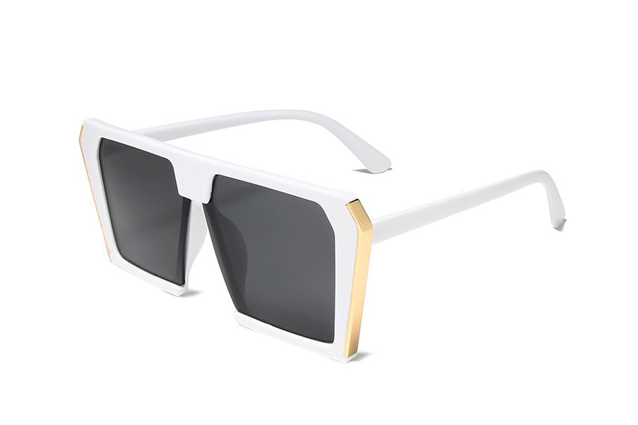 Stor hvid solbrille i kantet design - Design nr. s4075