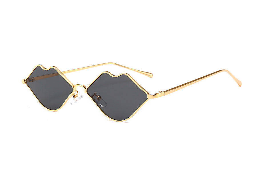 Fræk læbe solbrille i guldfarvet metal stel med grå-sorte glas - Design nr. s4084