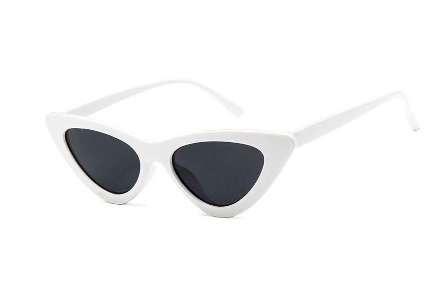 Fræk hvid solbrille i Cat-Eye design - Design nr. s4144