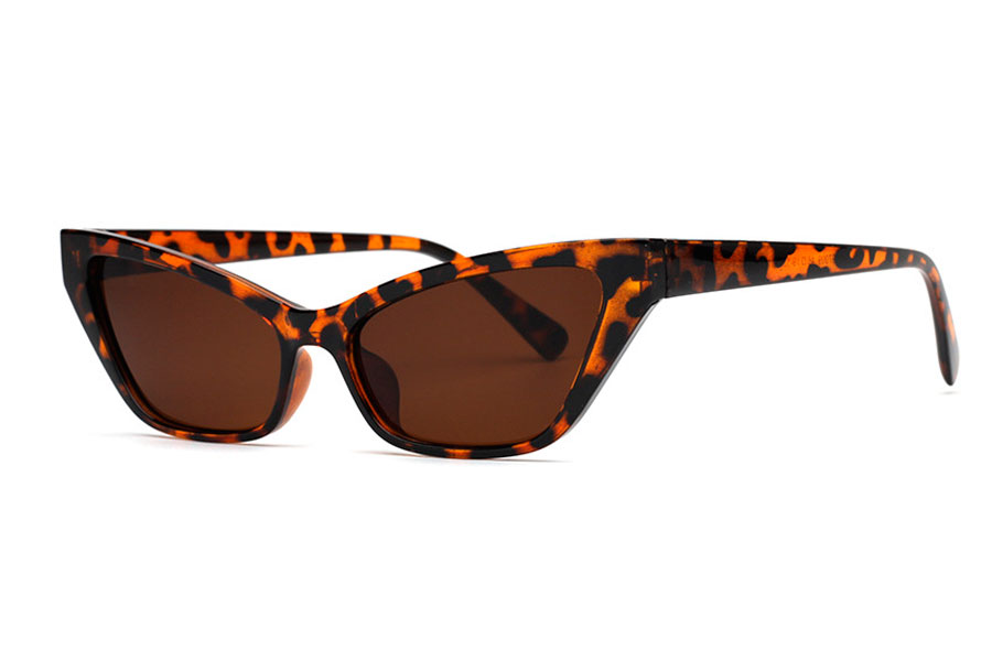 Smal kantet cateye solbrille i spættet design - Design nr. 4275