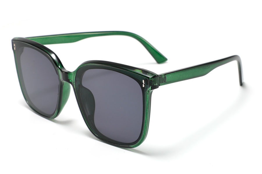 Grøn damesolbrille i stort design. - Design nr. 4300